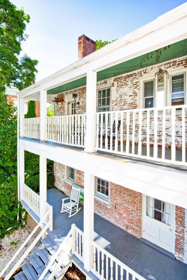 Hudson Mariner Hotel Exterior foto